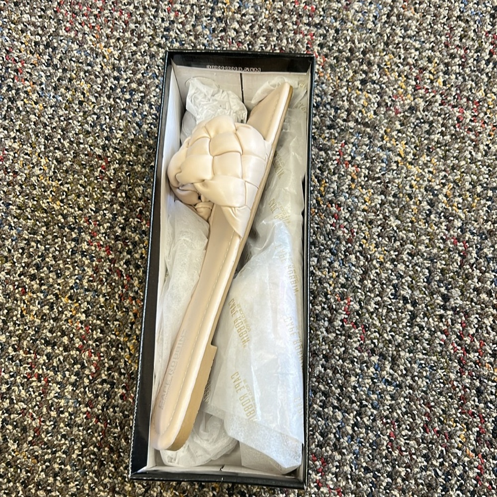 NIB Cape Robbin Vagabond Sandal Sz 10 - Picture 4 of 7